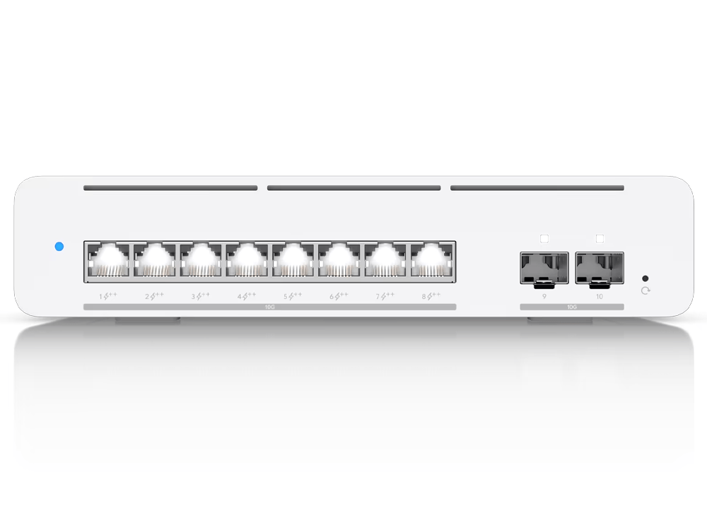 Ubiquiti Pro XG 8 PoE 8-port 155W Compact Desktop/Wall-mountable