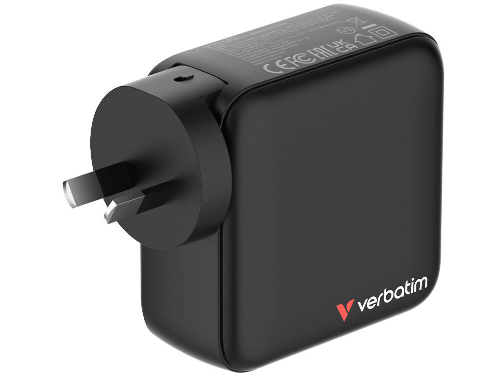 Verbatim 140W Mini GaN Charger with Display